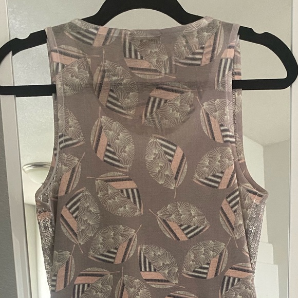 Silence+ Noise Sequin Tank Size Small - Picture 3 of 6